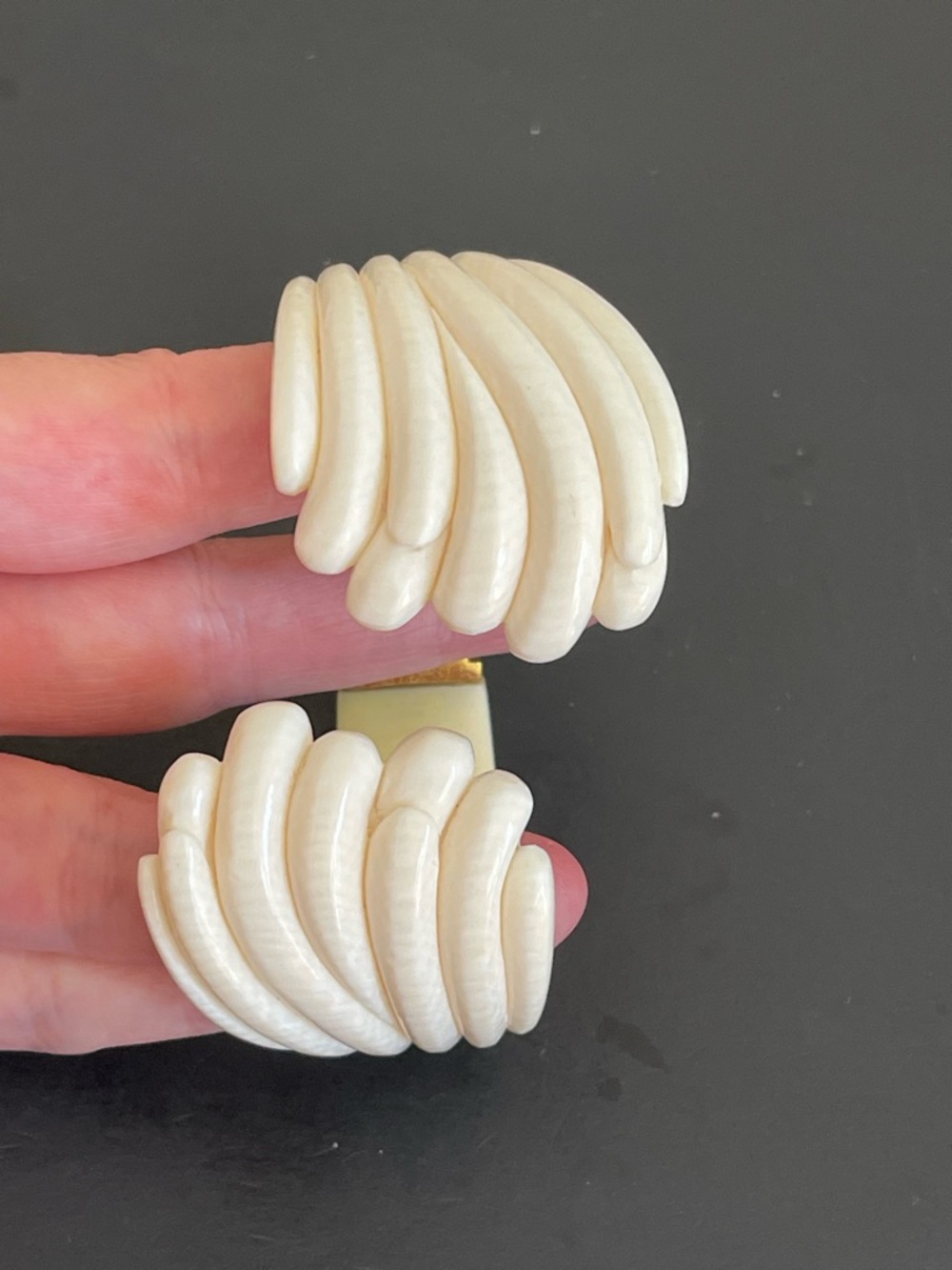 Vintage gold over silver hand carved genuine Ivory bangle bracelet. - Picture 10 of 14